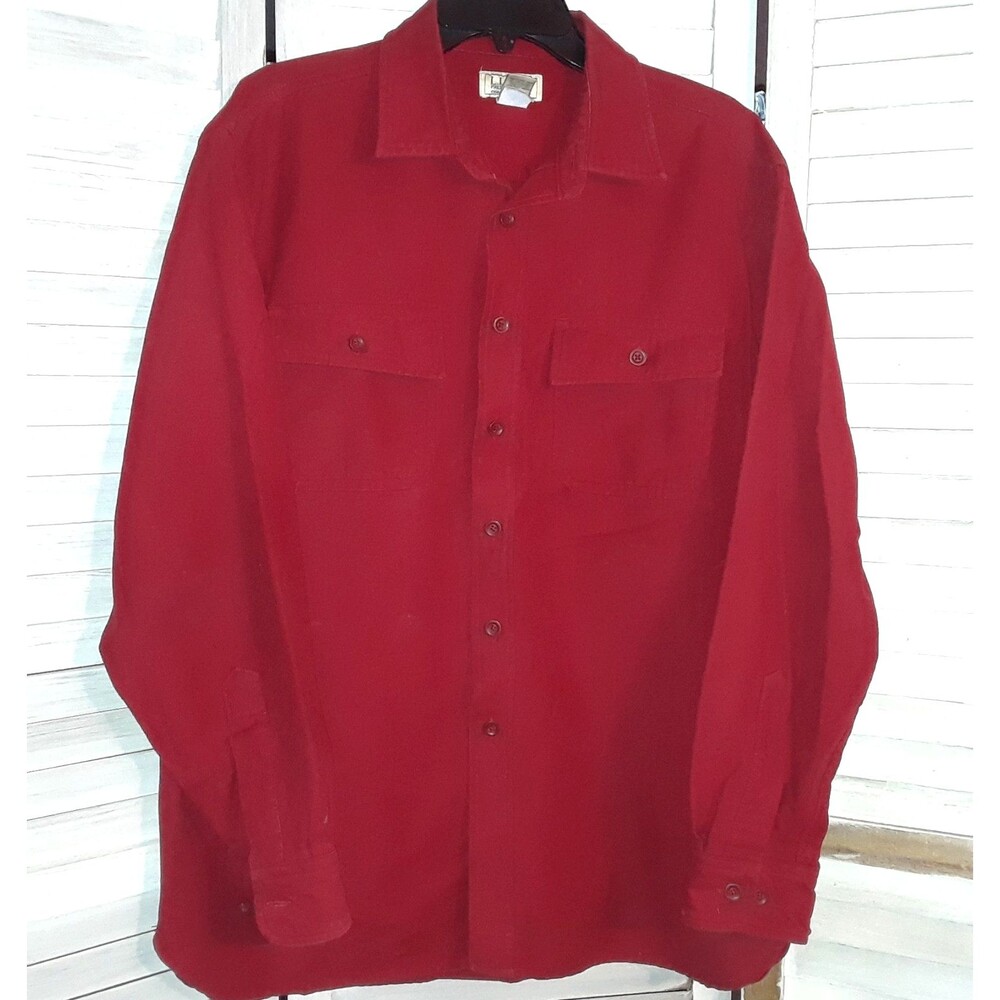L.L Bean Men's Button Up Size Large Flannel Chamois Cloth Outdoors Durable